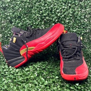 Nike Air Jordan 12 Retro Low SE (GS) "Super Bowl"Size 7y